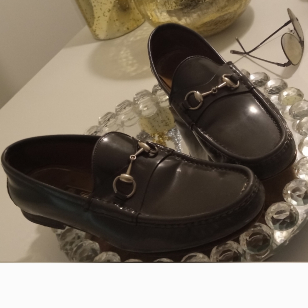 Gucci Black Leather Loafers with Silver Accents